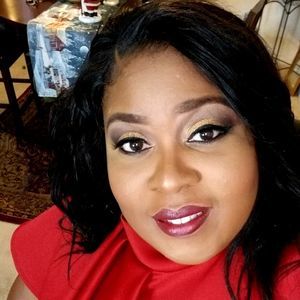 Meet your Posher, Carlisa